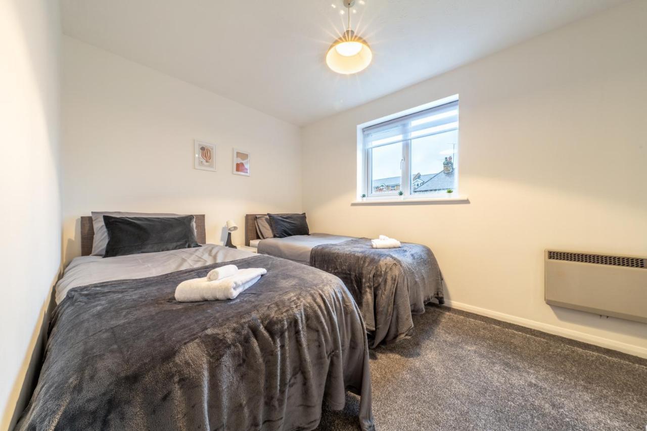 Luxury 2 Bed Apartment Stansted Airport Bishops Stortford Μπίσοπς Στόρτφορντ Εξωτερικό φωτογραφία
