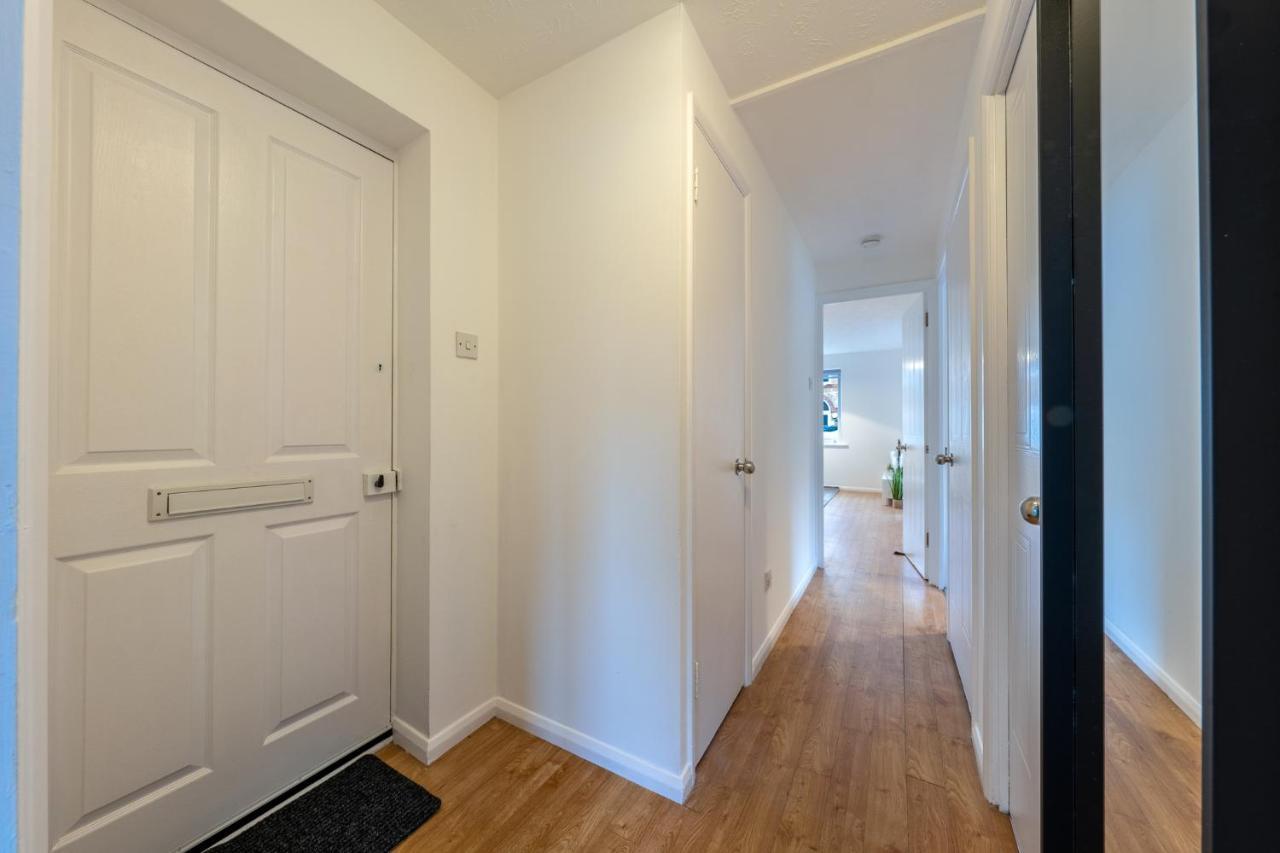 Luxury 2 Bed Apartment Stansted Airport Bishops Stortford Μπίσοπς Στόρτφορντ Εξωτερικό φωτογραφία